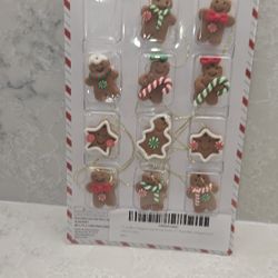 MINI GINGERBREAD ORNAMENTS 11 OF THEM
