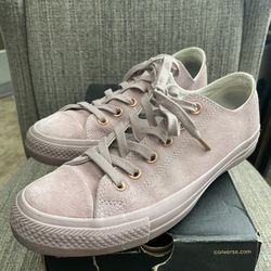 Women’s Suede Converse