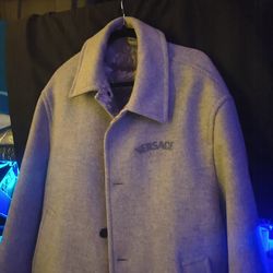 Very elegant Versace jacket 100% cashmere wool brand new made in Italy