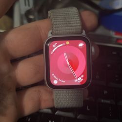 Apple Watch SE 2nd Gen With GPS And Cellular