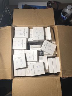 Apple IPhone Chargers !! Wholesale Lot !! Resale them !!!
