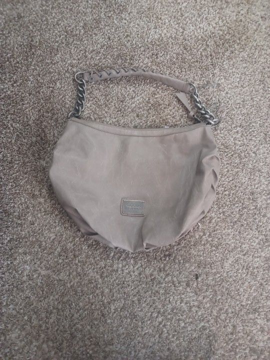 Vera Wang Simply Vera Faux Leather Pleated Hobo Bag Purse Metallic Chain Strap