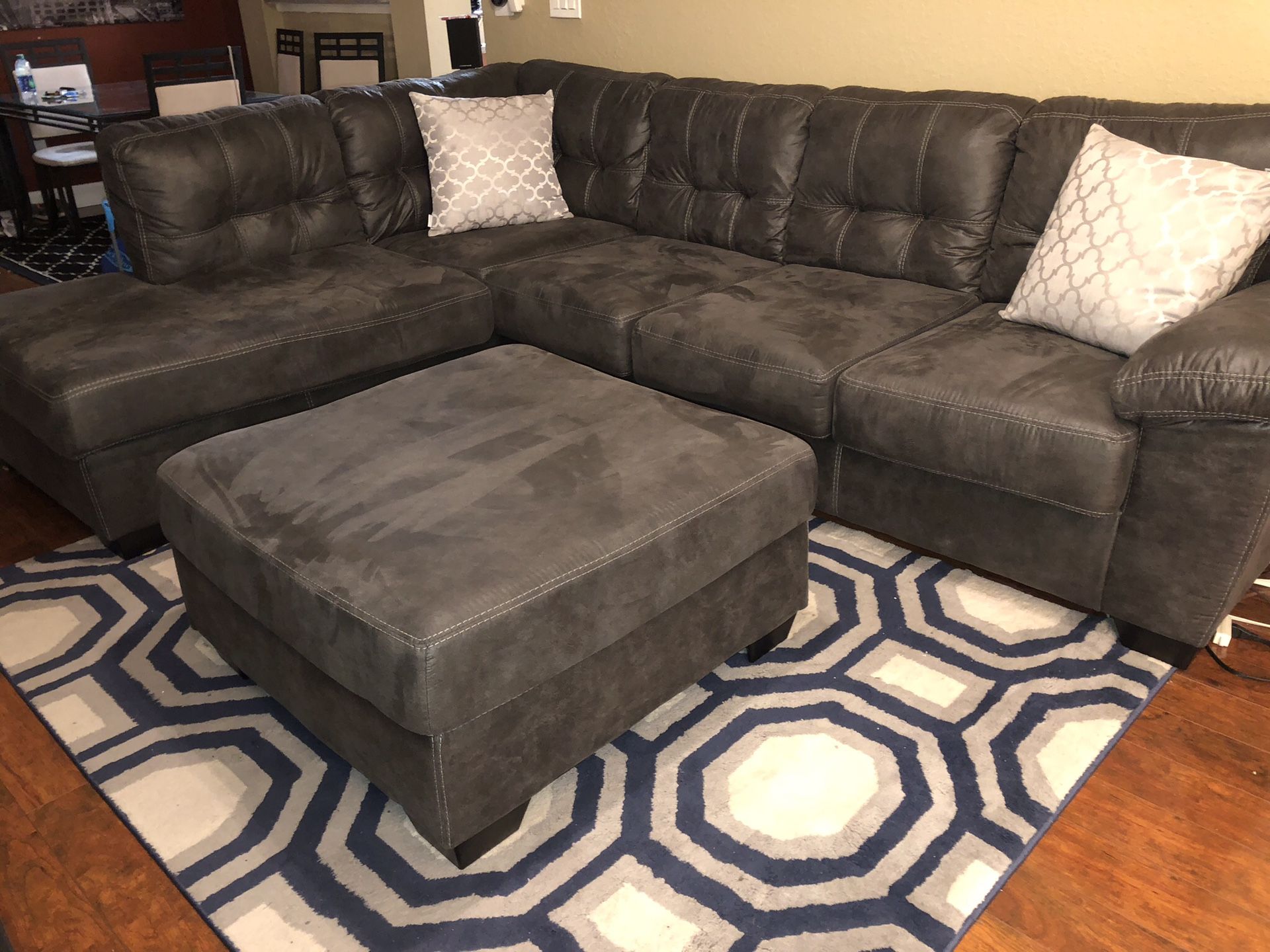 ashley fallston living room collection