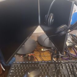 Computer Monitors/keyboard/mouse/headphones I