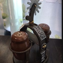 Cast Iron Spur Salt And Pepper Shaker Set On A Horseshoe. 