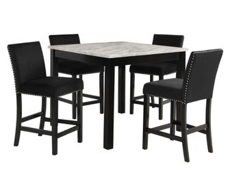 Table with 4 chairs