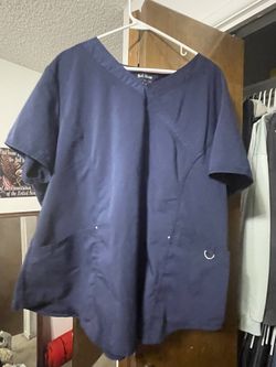 Scrubs Nursing Medical 2X lightly used.