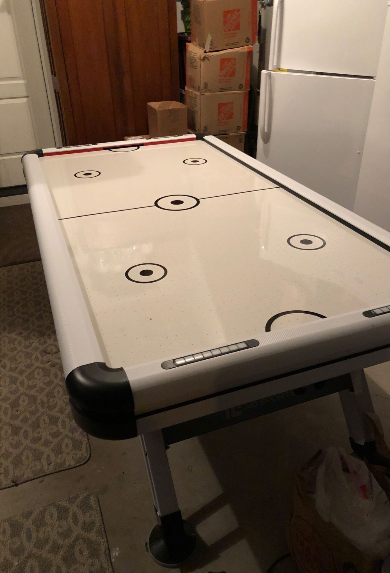 Air Hockey Table