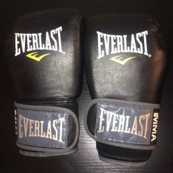 Boxing Gloves Used  12 Oz
