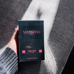 Valentino Intense 