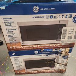 Amazing Ge Countertop Microwave 0.7 Cu Ft 700 Watts Stainless Steel GCST07N1WSS