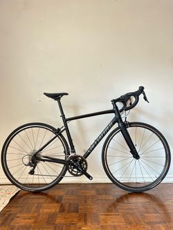 Specialized Allez | Medium / 54CM | Road Bike