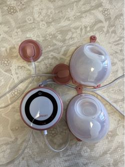 Momcozy V1 pro wearable breast pump