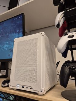 JONSBO C6 Gaming PC - WHITE: ASUS H110M-C/CSM, 3.6 I7-7700, Intel ARC A380, 8GB RAM, 256GB SSD