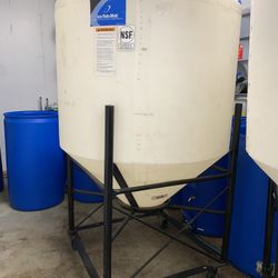 200 Gallon Plastic Conical Fermenter Storage Tank On Stand