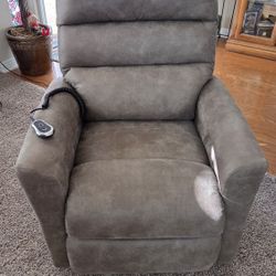 Lazy boy Lift recliner chair