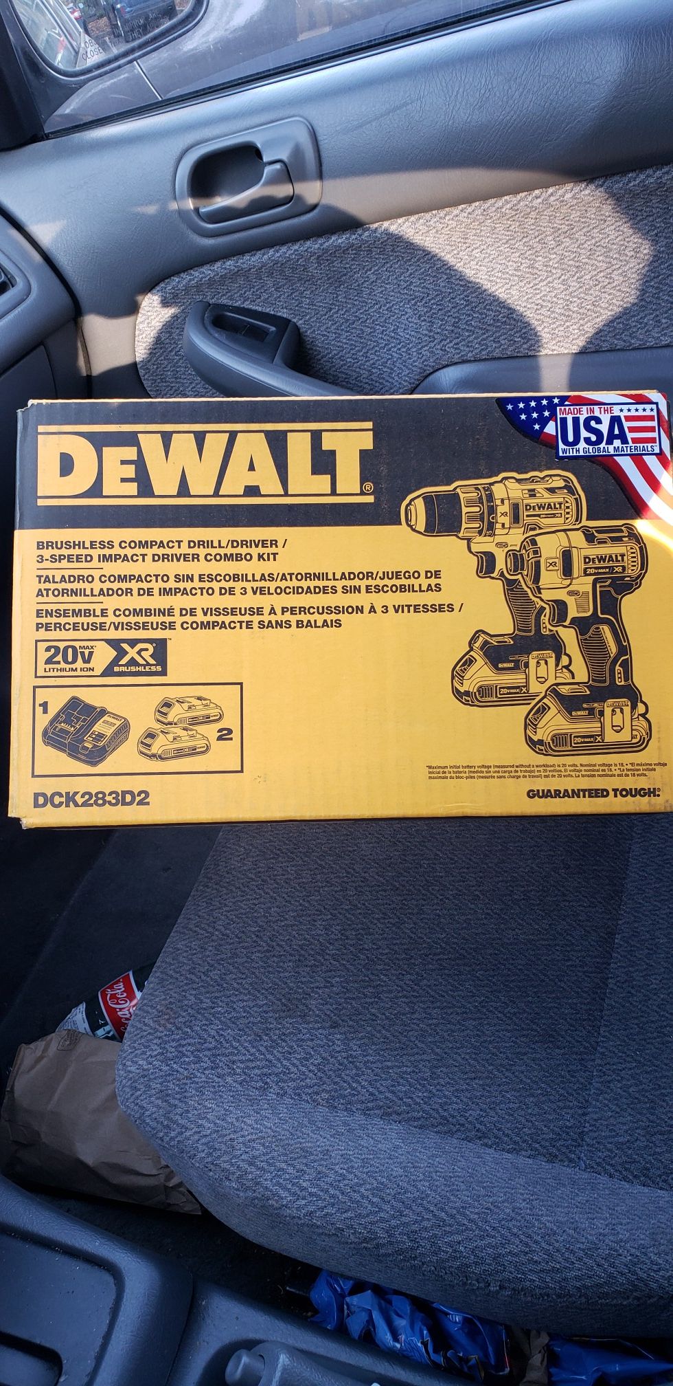 DEWALT 20-Volt MAX XR Lithium-Ion Cordless Brushless Drill/Impact Combo Kit (2-Tool) with (1) Battery 2Ah and (1) Battery 4Ah