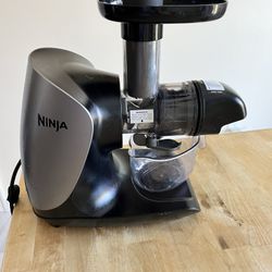Ninja Juicer 