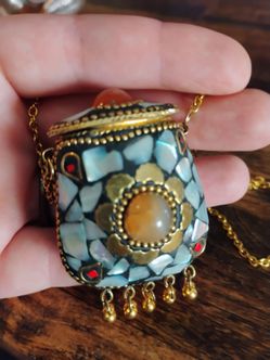 Vintage Mosaic Pendant Locket Necklace