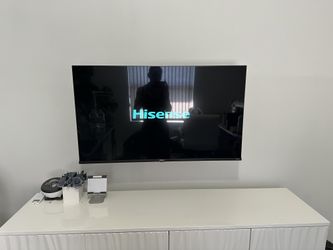 Hisense - 43" Class A6 Series LED 4K UHD Smart TV
