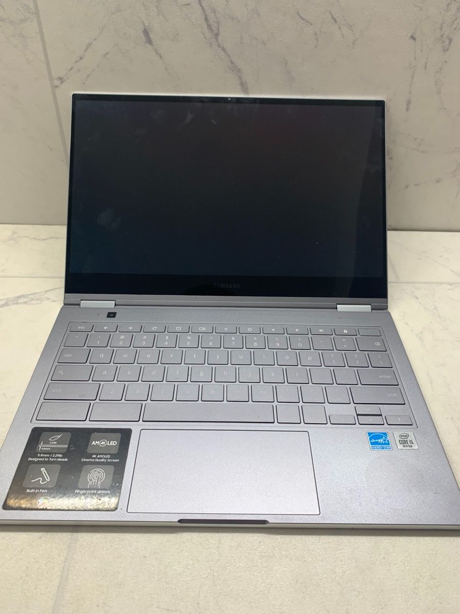 Samsung - Galaxy 13.3" 4K Ultra HD Touch-Screen Chromebook - Intel Core i5 - 8GB (PO1013291)
