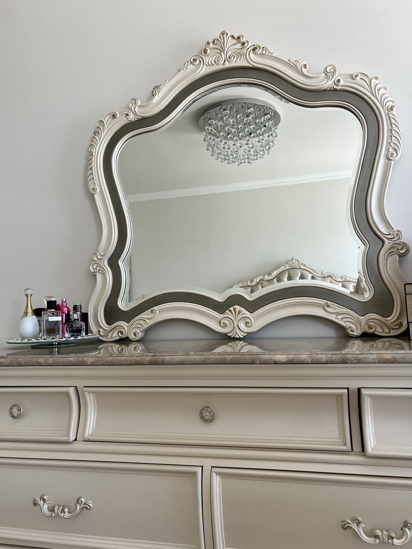 New Mirror 