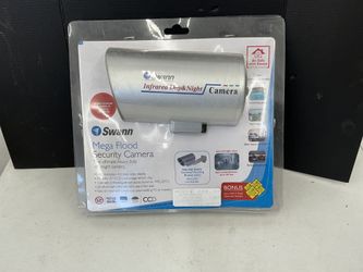 NEW OLD STOCK Swann Mega Flood Infrared Day/Night Analog Security Camera – Sealed with mounts — 3 of each