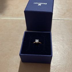 Swarovski Ring