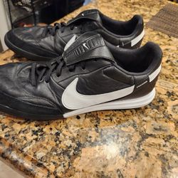 Nike Premier