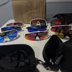 Oakleys 