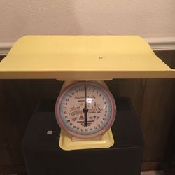 Vintage baby scale