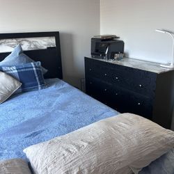 Bedroom set - King size