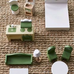 Toy Doll Townhouse With Furniture 