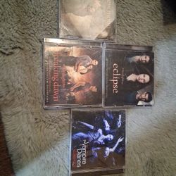Cd's Of Twilight/ Vampire Diaries 