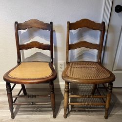 Antique Victorian Eastlake style ladder-back cane seat solid wood vintage dining chair 