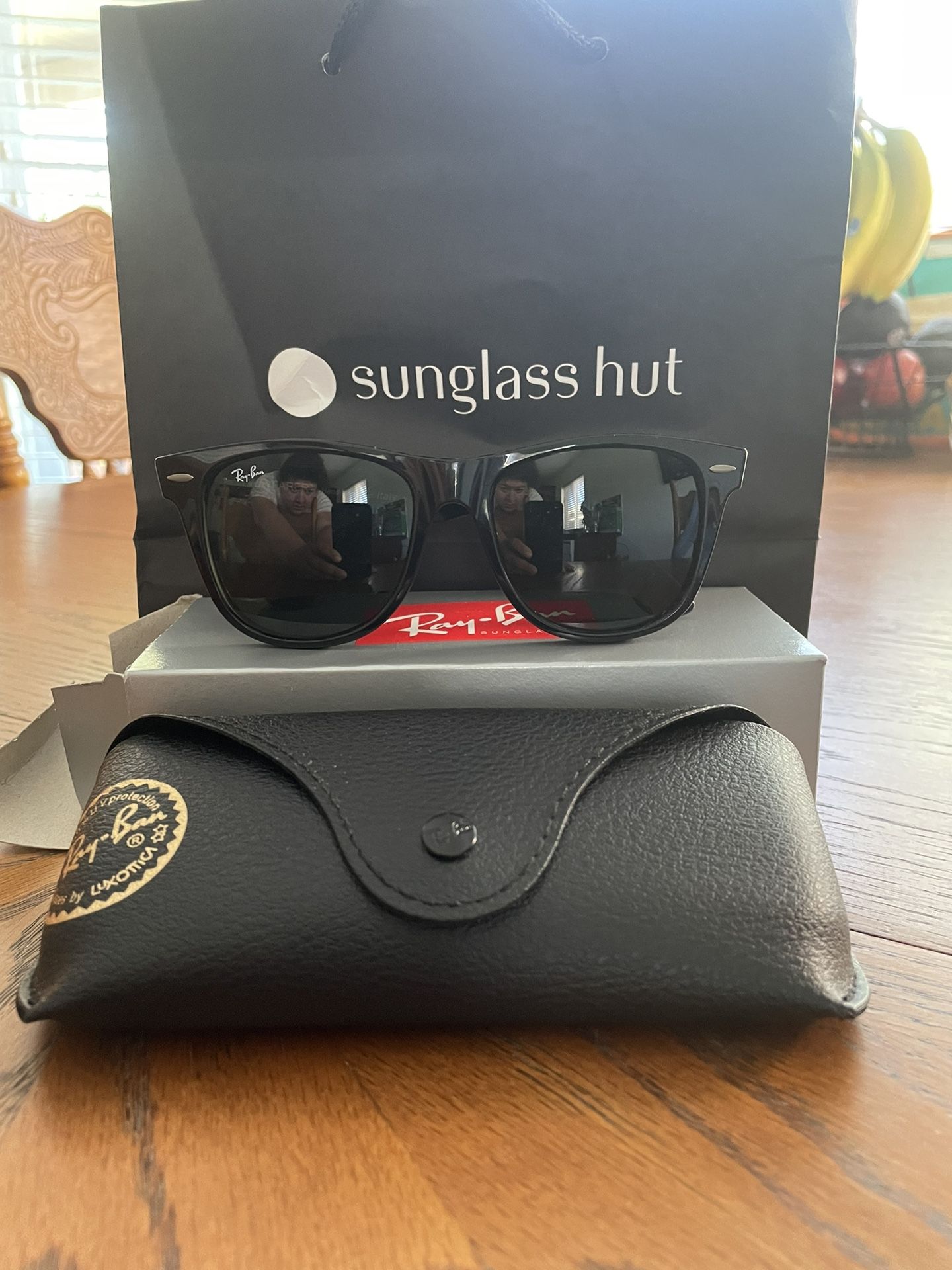 Ray-Ban