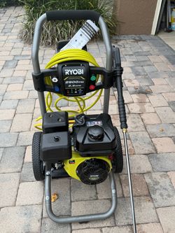 Almost New Pressure Washer