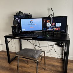 Black Modern Minimal Computer Desk