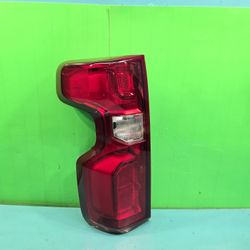 Taillight Silverado 2019 2020 2021 2022 2023 2024 2025 OEM 