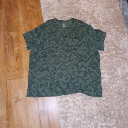 Nike 4xl Camo Shirt