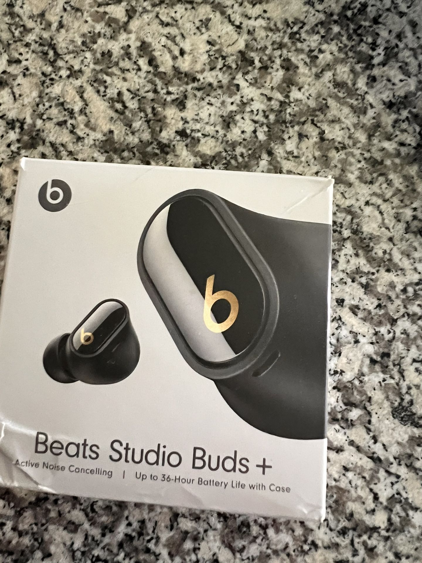 Beats Studio buds 