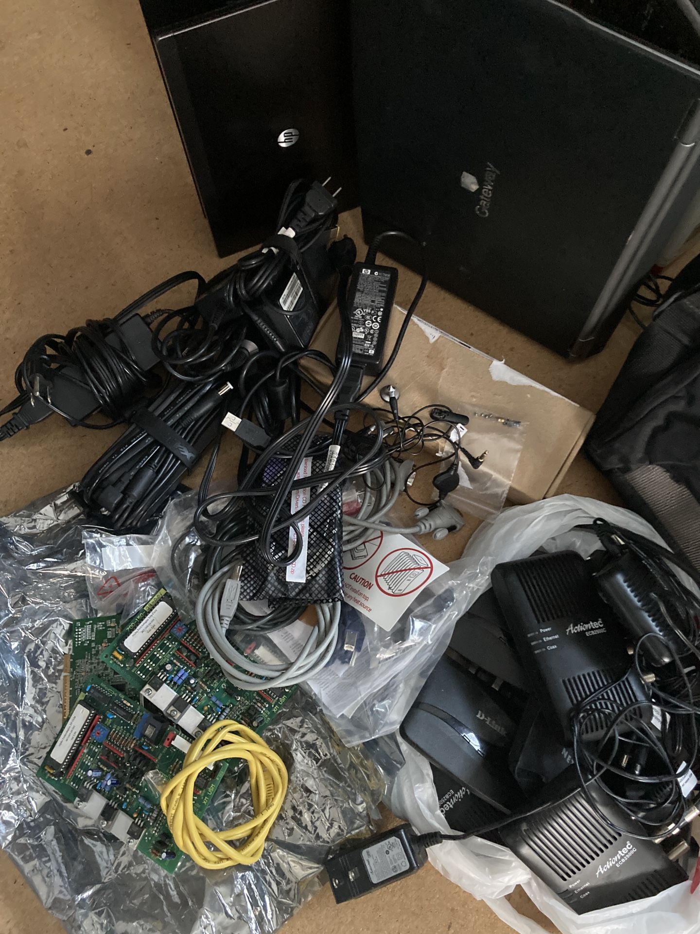 Large Computer electronics Bundle With Laptop Chargers
