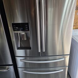 REFRIGERATOR SAMSUNG 4 DOOR STAINLESS STEEL 