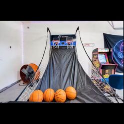 Basketball Pop A Shot Eastpoint Great Condition With Balls Included