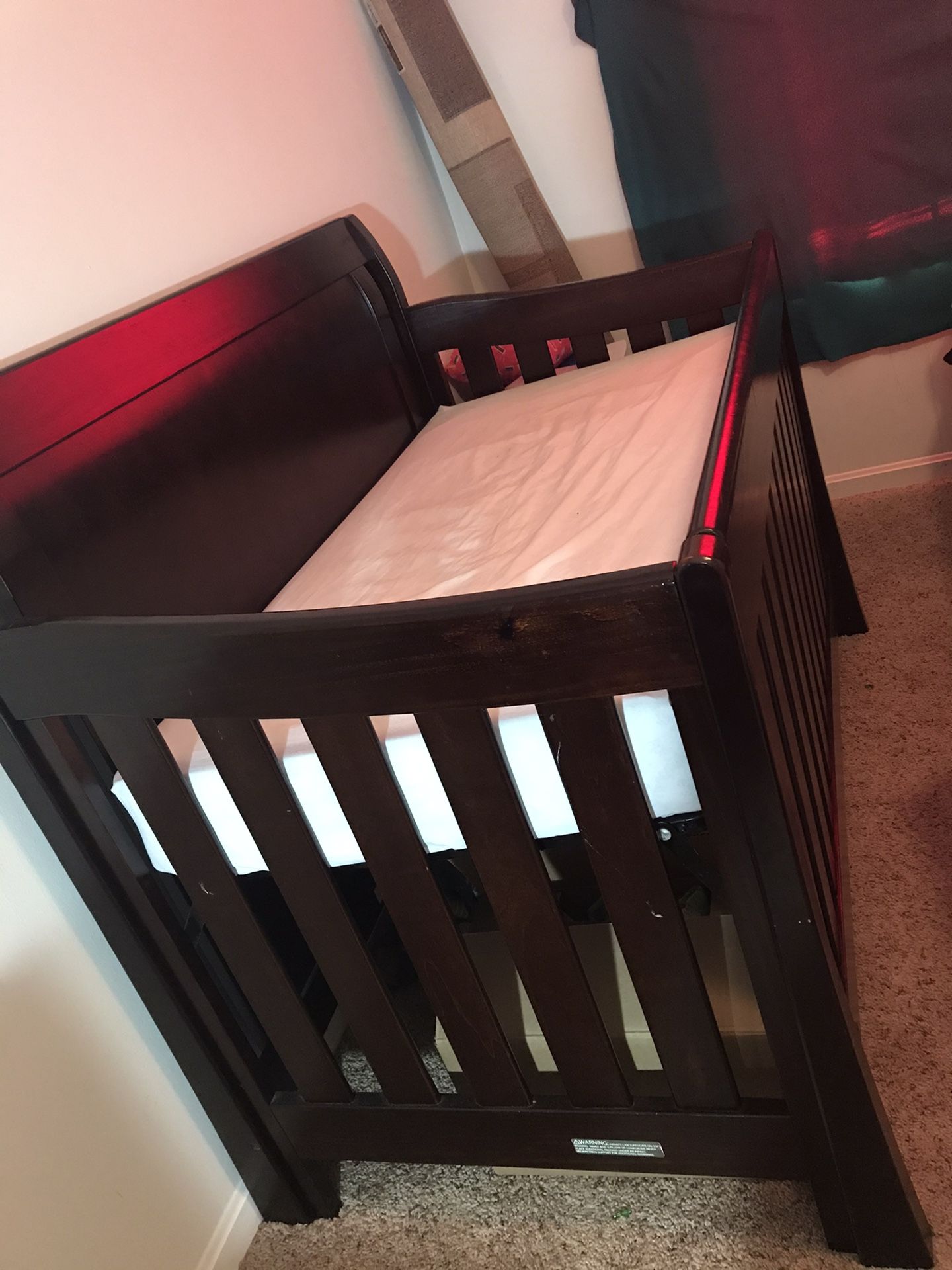 Baby crib