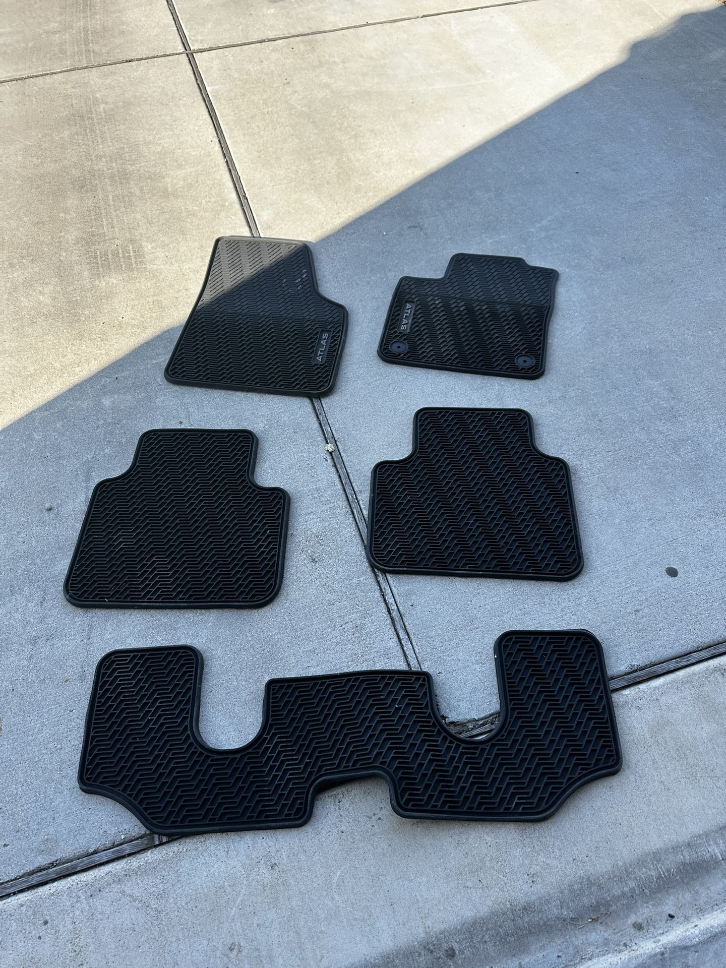 Volkswagen Atlas Mud Mats / VW Atlas