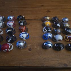  Complete Set Of 1996 NFL Gumball Football Helmets 