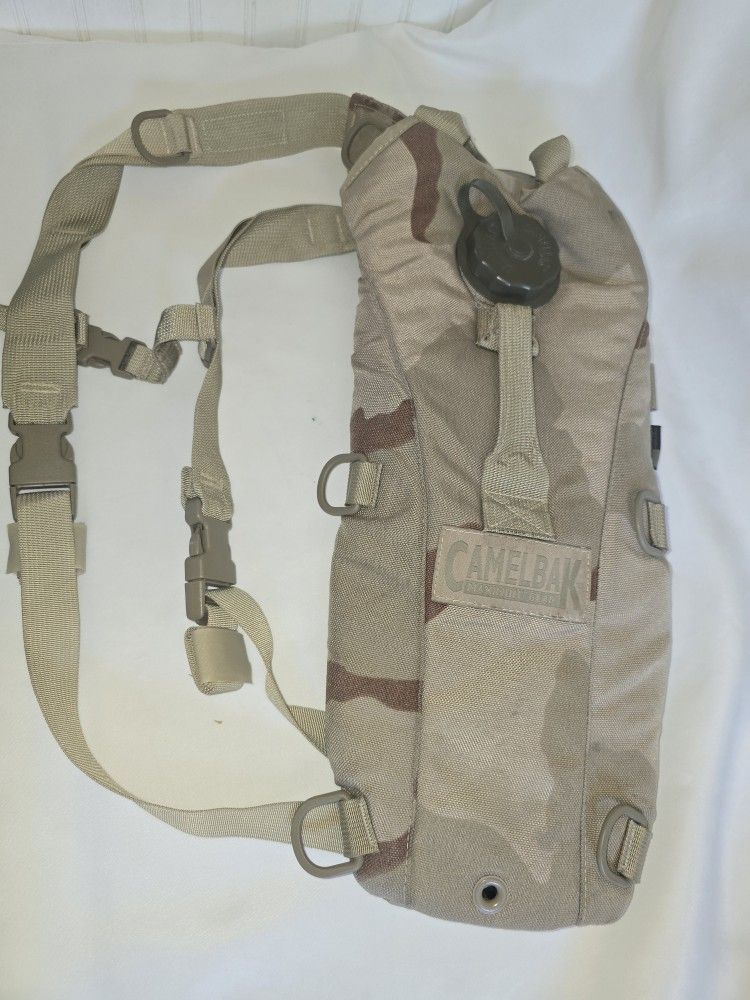 Camelback Maximum Gear Thermobak Hydration Pack 100oz 3L Backpack
