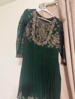 Pakistani suit