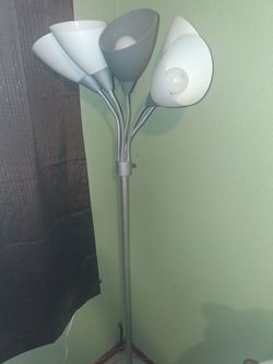 Floor lamp